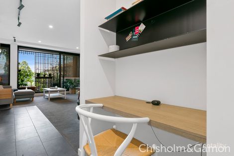 Property photo of 1/84 Ormond Road Elwood VIC 3184