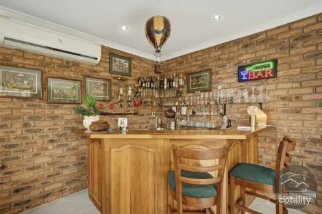 Property photo of 4 Poplar Drive Numurkah VIC 3636