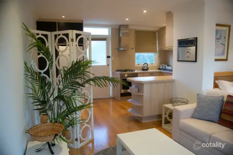 26/17 The Avenue, Crawley, WA 6009