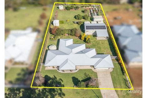 15 BASS ST, CABARLAH, QLD 4352