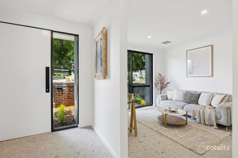 Property photo of 10 Yarm Alley Glendalough WA 6016