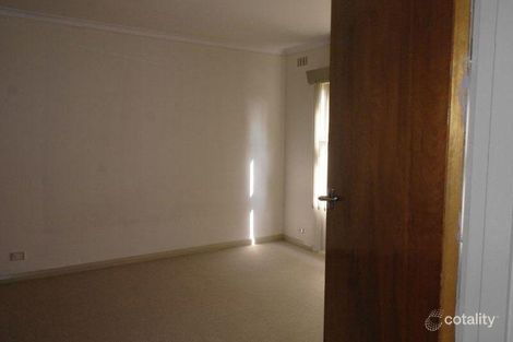 Property photo of 4 Duff Street Cranbourne VIC 3977