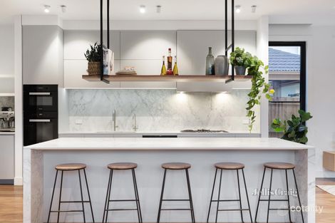 Property photo of 33 Gladwyn Avenue Bentleigh East VIC 3165