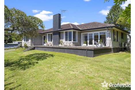 4 Glenview Rd, Monbulk, VIC 3793