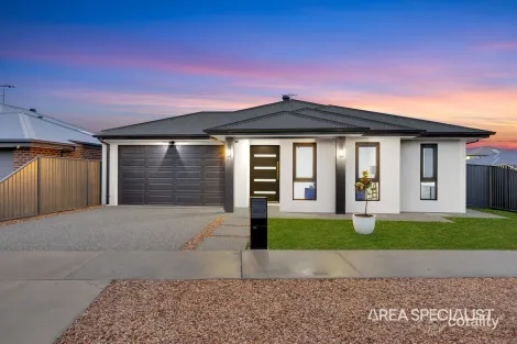 35-37 Northwattle Cres, Corio, VIC 3214