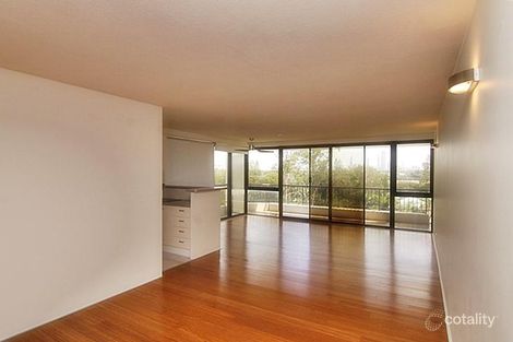 Property photo of 17/54 Hooker Boulevard Mermaid Waters QLD 4218
