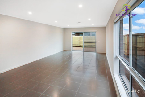 Property photo of 20 Allunga Way Werribee VIC 3030