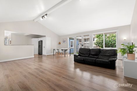 Property photo of 5 Fourth Avenue Rowville VIC 3178