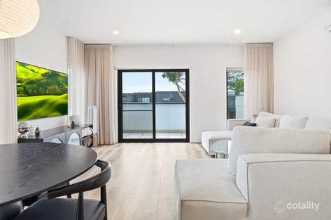 Property photo of 21 Drummond Circuit Springvale South VIC 3172