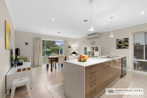 Property photo of 19 Montclair Street Point Cook VIC 3030