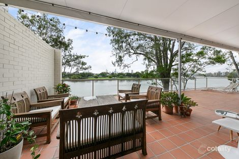 Property photo of 1/36 Sandford Street St Lucia QLD 4067