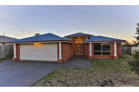 8 Bronte St, Westbrook, QLD 4350