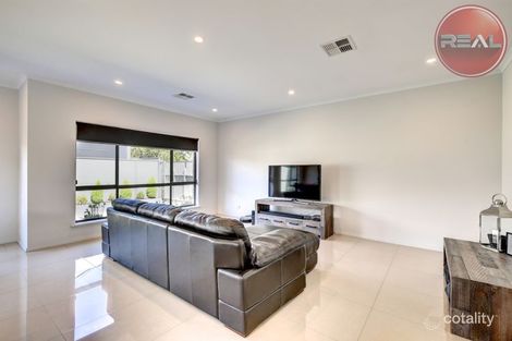 Property photo of 11 Hume Circuit Eyre SA 5121