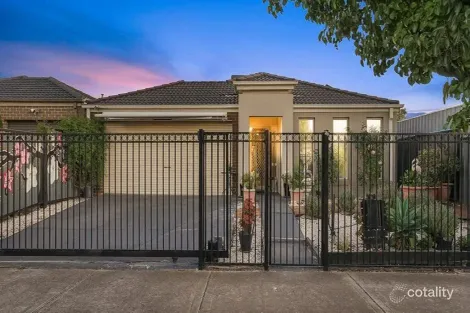 Property photo of 25 Vanderbilt Avenue Truganina VIC 3029