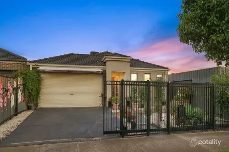 Property photo of 25 Vanderbilt Avenue Truganina VIC 3029