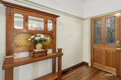 Property photo of 23 Anzac Avenue Newtown QLD 4350