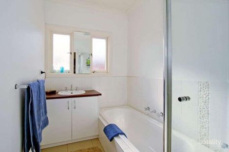 Property photo of 1/8A Cook Road Mitcham VIC 3132