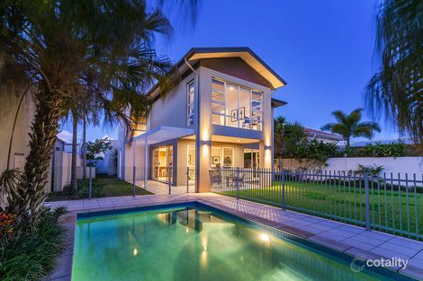 2810 Gracemere Cct E, Hope Island, QLD 4212