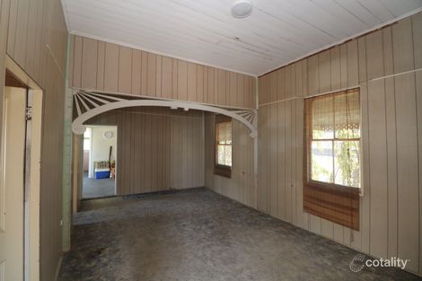 Property photo of 14 Clarendon Street Hyde Park QLD 4812