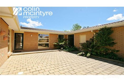 72 Boddington Cres, Kambah, ACT 2902