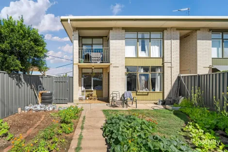 1/75 Mooringe Ave, Camden Park, SA 5038