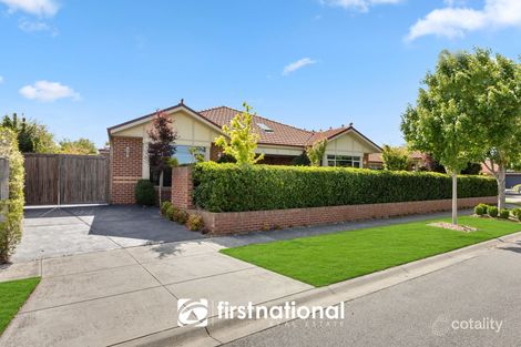 1 Panmure Ct, Berwick, VIC 3806