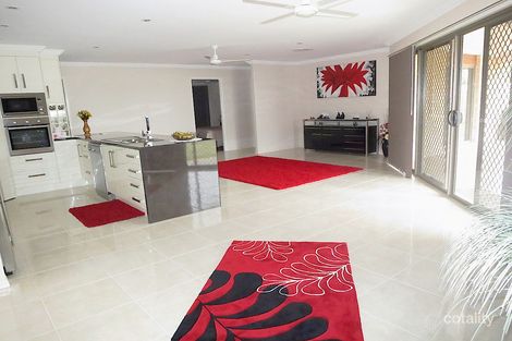 Property photo of 38 Jamie Crescent Gracemere QLD 4702