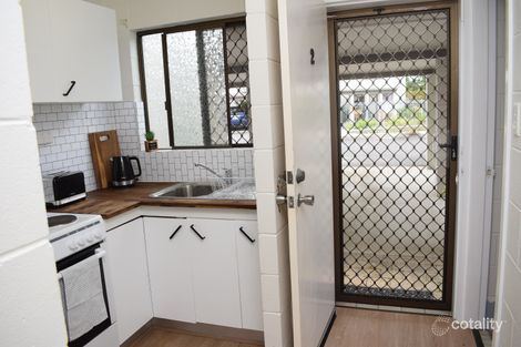 Property photo of 2/108-110 Mayers Street Manunda QLD 4870