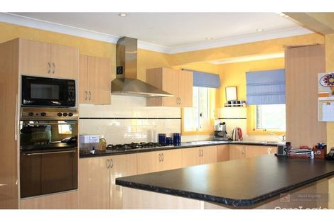 Property photo of 37 Huon Crescent Holsworthy NSW 2173