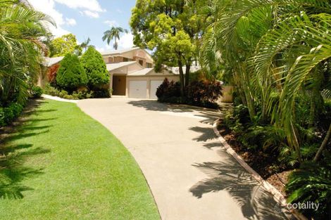 Property photo of 3 Sturt Court Mount Ommaney QLD 4074