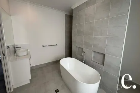 Property photo of 11 Stapleton Avenue Innes Park QLD 4670