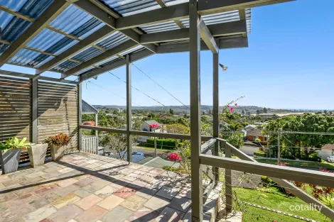Property photo of 19 Undercliffe Street Dee Why NSW 2099