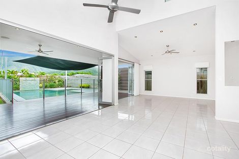 Property photo of 28 Fossilbrook Bend Trinity Park QLD 4879