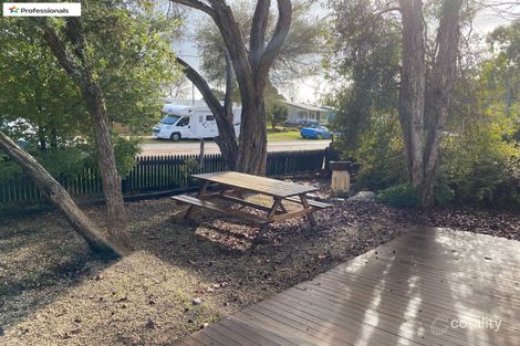 Property photo of 6 Marginata Crescent Dwellingup WA 6213