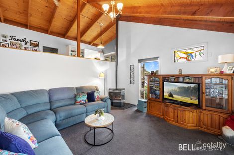 Property photo of 19 Middleton Drive Woori Yallock VIC 3139