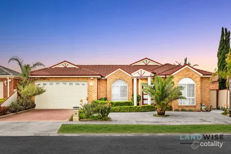 Property photo of 6 Mitta Place Taylors Hill VIC 3037