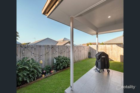 Property photo of 28 Perger Street Pimpama QLD 4209