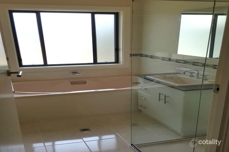 Property photo of 48 Boandik Terrace Mount Gambier SA 5290