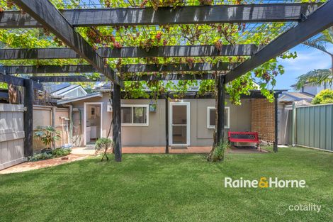 17a Picnic Pde, Ettalong Beach, NSW 2257