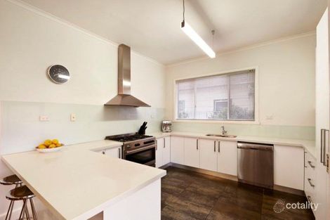 Property photo of 1/40 Emo Road Malvern East VIC 3145
