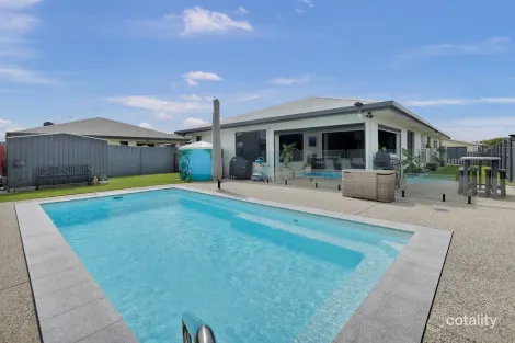 Property photo of 33 Dickens Avenue Ooralea QLD 4740