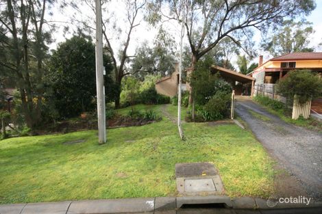 29 Landau Dr, Warranwood, VIC 3134