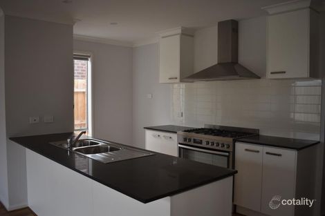 Property photo of 3 Burgess Avenue Armstrong Creek VIC 3217