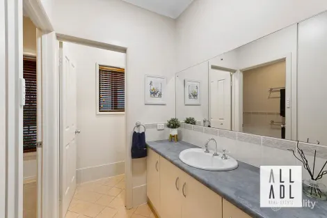 Property photo of 17 Clifford Way Valley View SA 5093