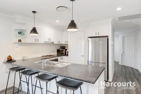 Property photo of 13 Romanda Place Marsden QLD 4132