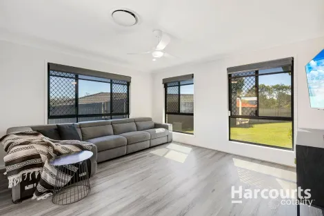 Property photo of 13 Romanda Place Marsden QLD 4132