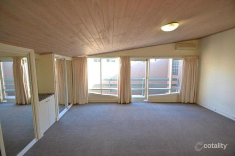 Property photo of 11 Kingsland Place Carlton VIC 3053