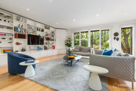 13 Newry St, Windsor, VIC 3181
