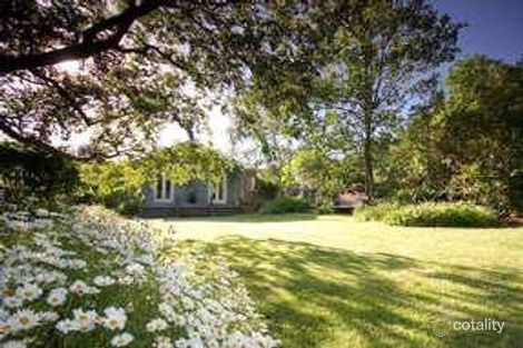 72 Waterfalls Rd, Mount Macedon, VIC 3441