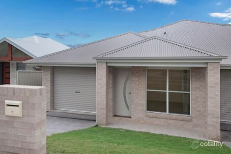 Property photo of 1/10 Fairwater Drive Gwandalan NSW 2259